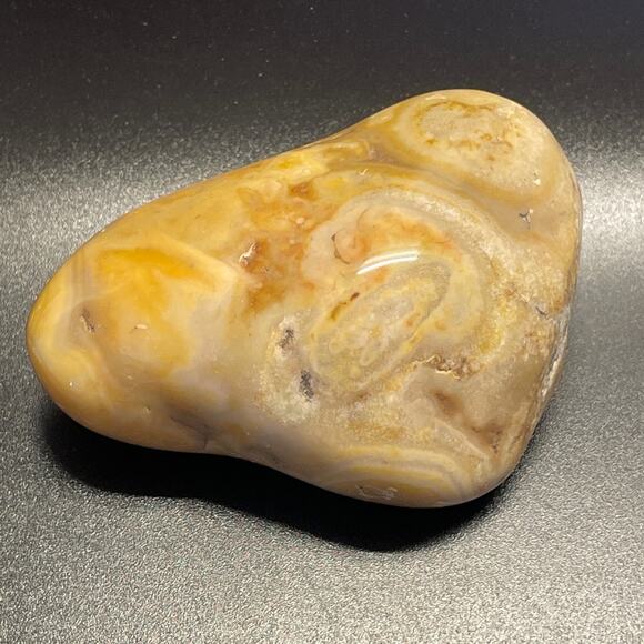 Beautiful Large Prairie Agates - Picture 2 of 11